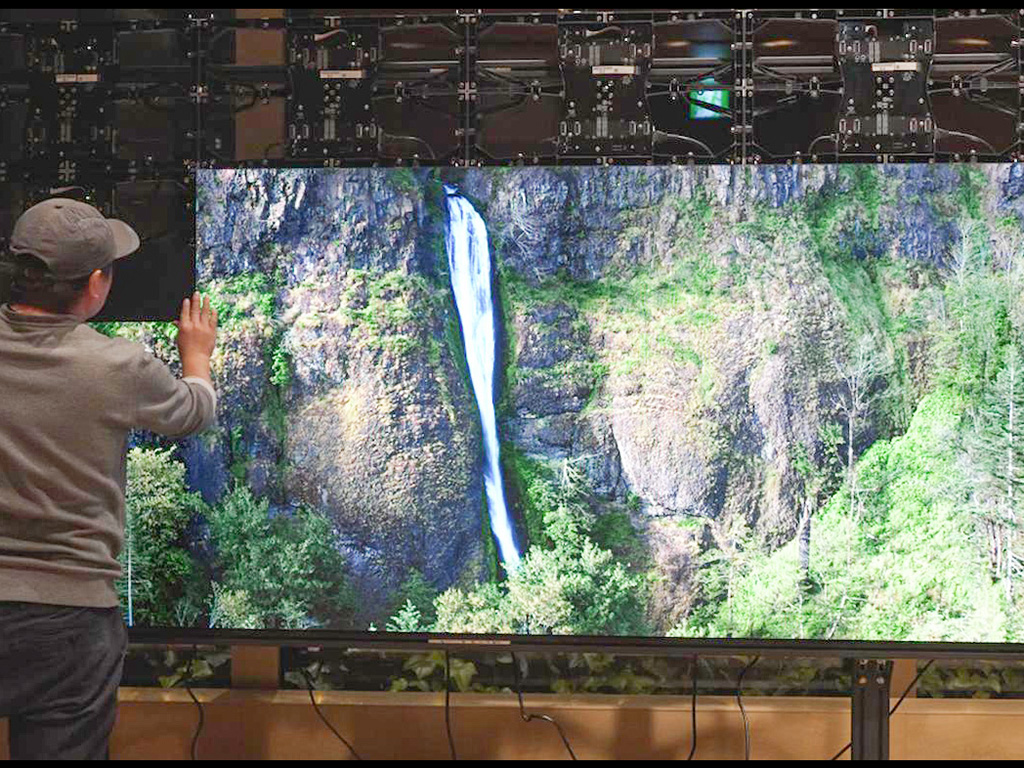 大型LEDビジョンのレンタル（福岡県福岡市中央区